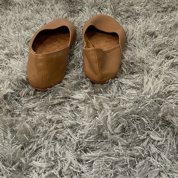 EUC Painter Brown Flat - Picture 4 of 4